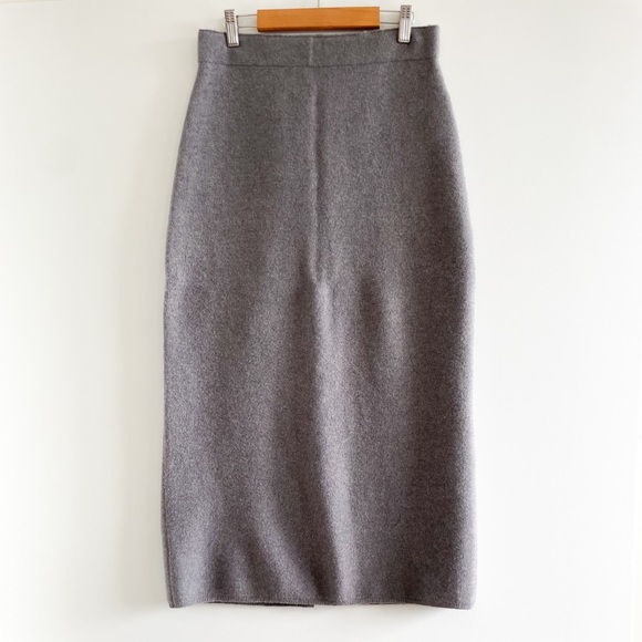 Aritzia Dresses & Skirts - Babaton Wool Midi Skirt